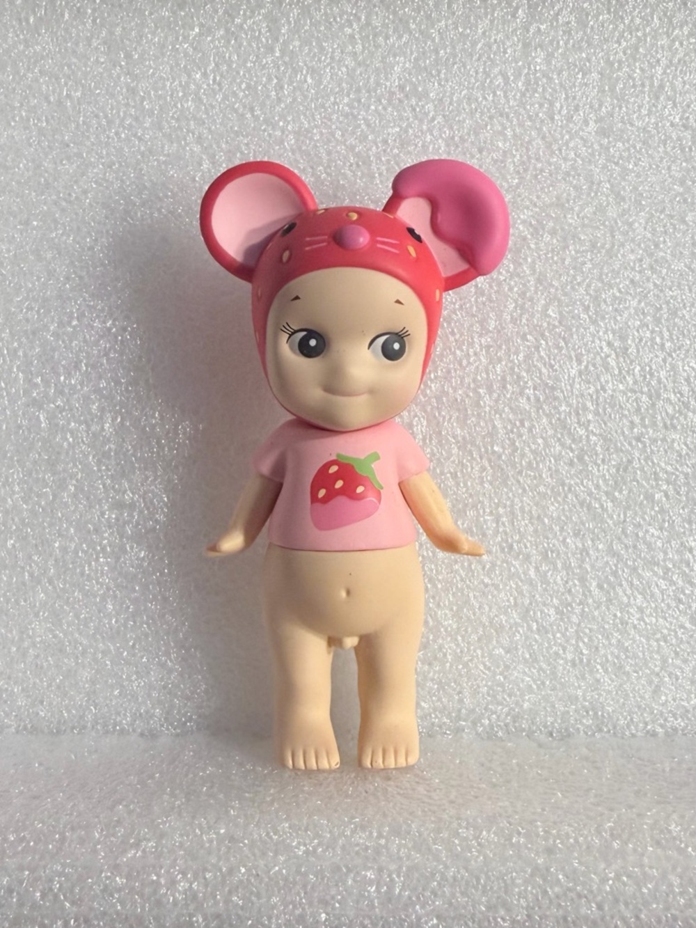 Sonny Angel Strawberry Love Mouse